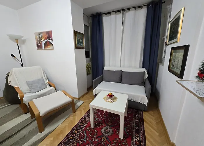 Borsalino: Cosy One-Bedroom Apartment